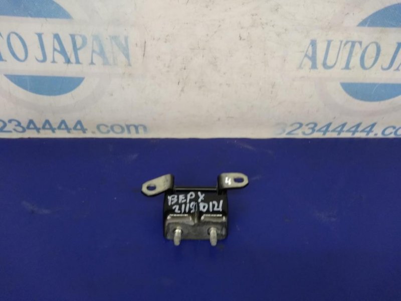 Петля двери верхняя задняя правая NISSAN X-TRAIL/ROGUE T32 13-20 2017 T32 2.5 QR25DE 82400-3NA1A Б/У