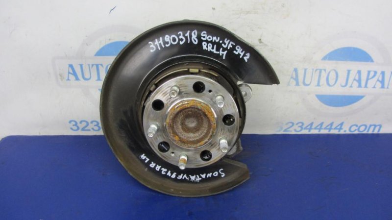 Запчасть ступица задняя левая HYUNDAI SONATA YF 10-14 2013 Седан 2.4 52730-3S200 Б/У Ступица задняя левая HYUNDAI SONATA YF 10-14 2013 Седан 2.4 52730-3S200 Б/У