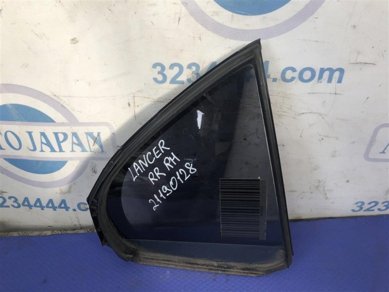Запчасть стекло двери глухое заднее правое MITSUBISHI LANCER X 10 07-15 2009 Седан 2.4 5740A018 Б/У Стекло двери глухое заднее правое MITSUBISHI LANCER X 10 07-15 2009 Седан 2.4 5740A018 Б/У