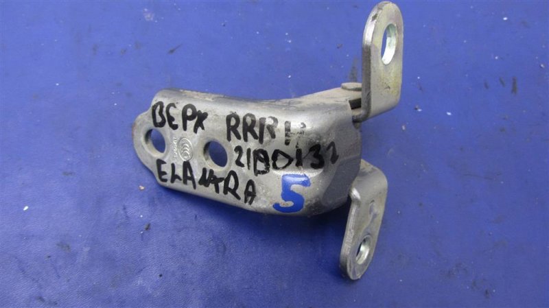 Запчасть петля двери верхняя задняя правая HYUNDAI ELANTRA HD 06-11 2010 Универсал 2.0 G4GC 79420-2D000 Б/У Петля двери верхняя задняя правая HYUNDAI ELANTRA HD 06-11 2010 Универсал 2.0 G4GC 79420-2D000 Б/У