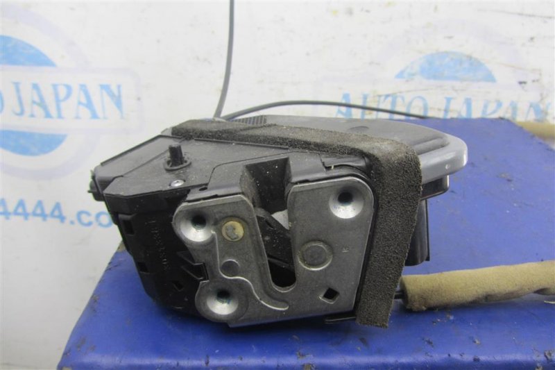 Замок двери задний правый QX60/JX35 12-20