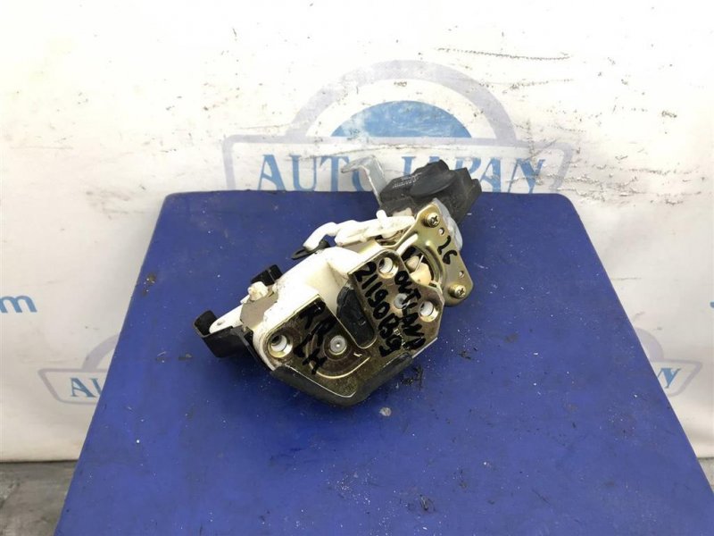 Замок двери задний левый MITSUBISHI OUTLANDER 03-07 2003 Внедорожник 2.4 MR970621 Б/У