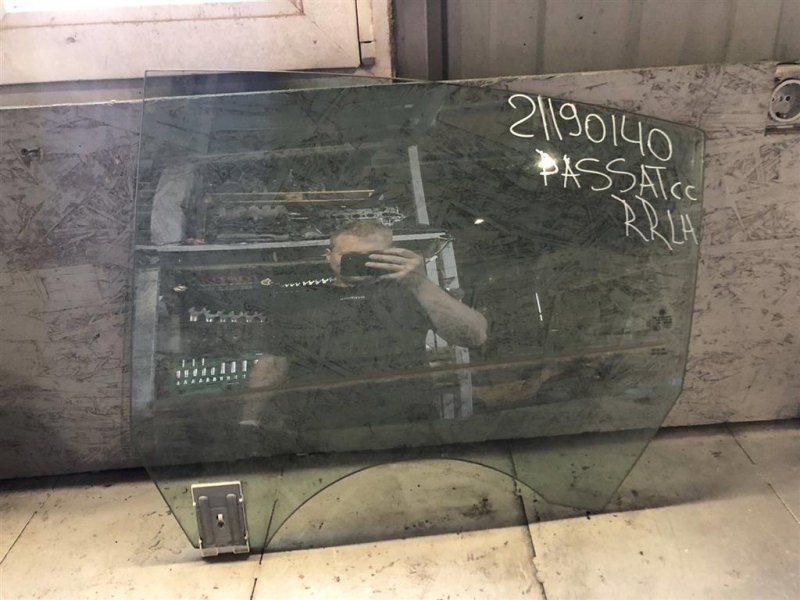 Стекло двери заднее левое VOLKSWAGEN PASSAT CC 08-12 2012 358 2.0 CBFA 3C8 845 205 Б/У