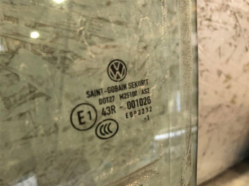 Стекло двери заднее левое PASSAT CC 08-12 2012 358 2.0 CBFA