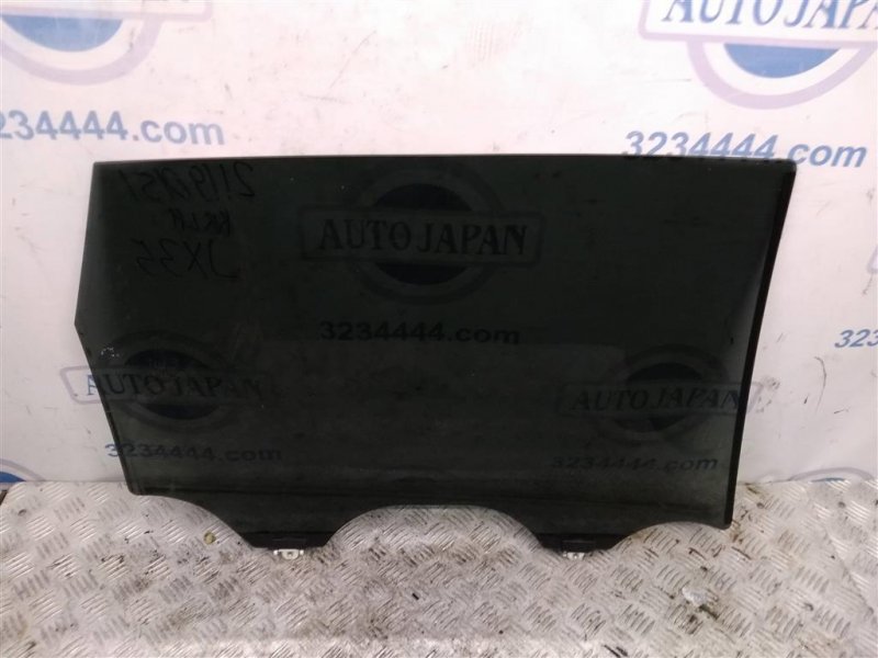 Стекло двери заднее левое INFINITI QX60/JX35 12-20