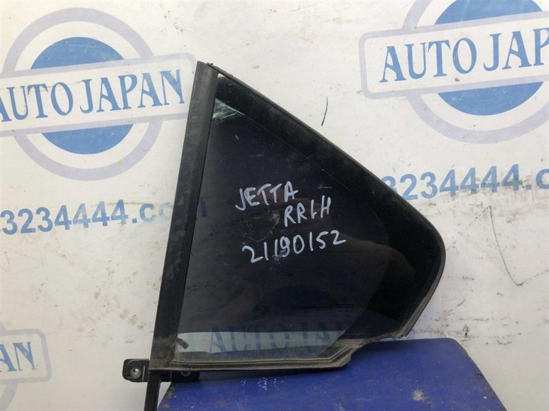 Стекло двери глухое заднее левое VOLKSWAGEN JETTA USA 10-17 2015 162 2.0 CBPA 5C6 845 213 Б/У