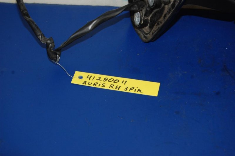 Зеркало правое TOYOTA AURIS 06-12