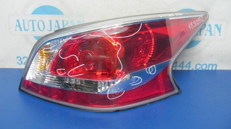 Фонарь наружный задний правый NISSAN ALTIMA L33 12-18 2014 L33 2.5 26550-9HM0A Б/У