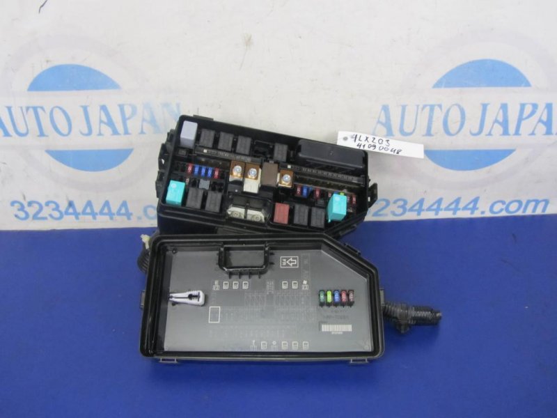 Блок предохранителей моторный отсек ACURA ILX 12-16 2015 Седан 2.0 32200-TX6-A10 Б/У