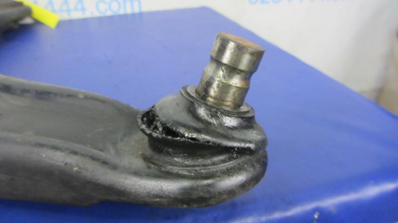 Рычаг передней подвески нижний передний левый LANCER X 10 07-15