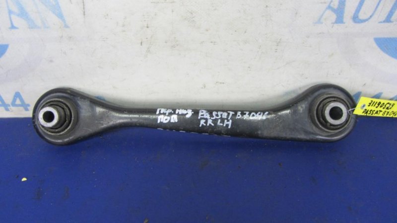 Рычаг задней подвески поперечный нижний задний левый VOLKSWAGEN PASSAT B7 11-15 2013 A32 1.8 CPRA 1K0 501 529 J Б/У