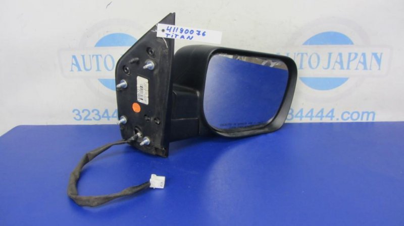 Зеркало правое INFINITI QX56 / TITAN / ARMADA 04-16 96301-ZC20A Б/У