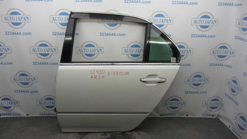 Дверь задняя левая LEXUS LS430 00-06 67004-50040 Б/У