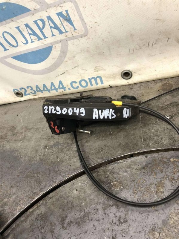 Запчасть замок двери задний правый TOYOTA AURIS 06-12 69050-42020 Б/У Замок двери задний правый TOYOTA AURIS 06-12 69050-42020 Б/У