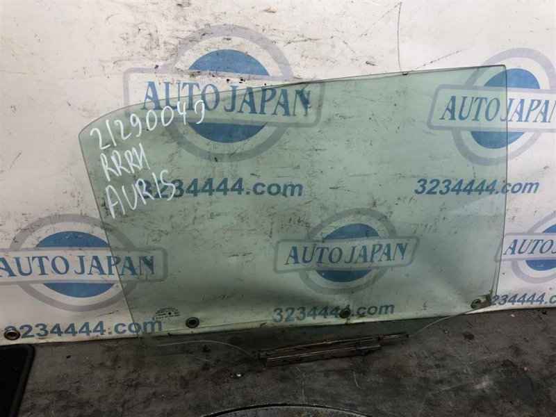 Запчасть стекло двери заднее правое TOYOTA AURIS 06-12 68103-02210 Б/У Стекло двери заднее правое TOYOTA AURIS 06-12 68103-02210 Б/У