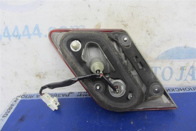 Фонарь внутренний задний правый TOYOTA CAMRY 40 06-11