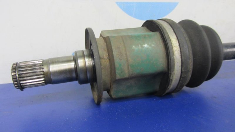 Привод задний задний левый OUTLANDER 03-07 2003 Внедорожник 2.4