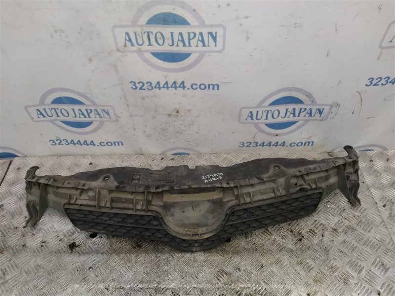 Запчасть решетка радиатора TOYOTA AURIS 06-12 Б/У Решетка радиатора TOYOTA AURIS 06-12 Б/У