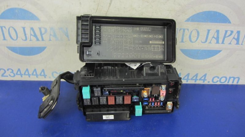 Блок предохранителей моторный отсек HYUNDAI ELANTRA MD 10-15 2013 Седан 1.8 91950-3X510 Б/У