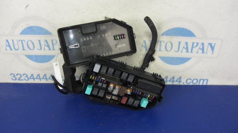 Запчасть блок предохранителей моторный отсек ACURA ILX 16-19 2016 Седан 2.4 32200-TV9-408 Б/У Блок предохранителей моторный отсек ACURA ILX 16-19 2016 Седан 2.4 32200-TV9-408 Б/У