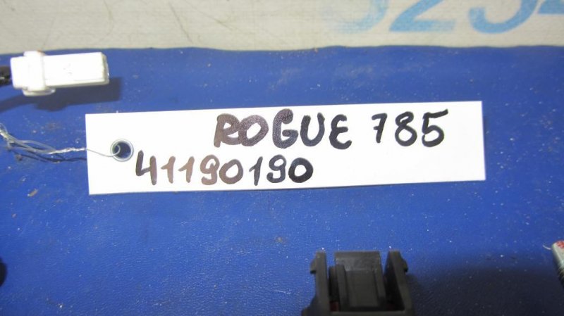 Стоп-сигнал X-TRAIL/ROGUE T32 13-20 2017 T32 2.5 QR25DE