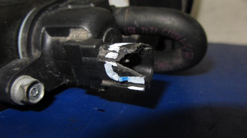 Клапан вентиляции топливного бака MDX (YD2) 06-13 2007 YD2 3.7