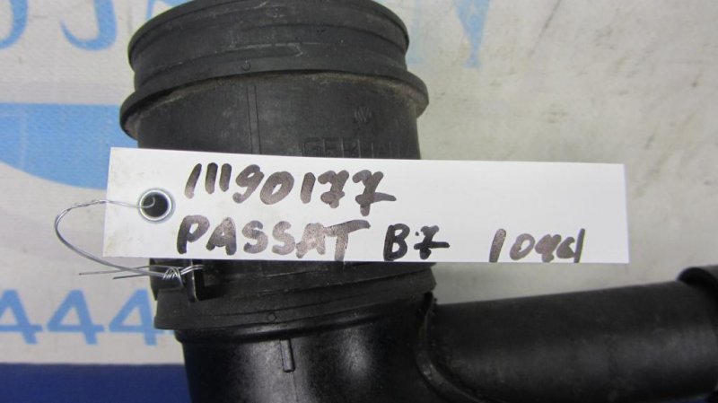 Патрубок воздушного фильтра PASSAT B7 11-15 2013 A32 1.8 CPRA