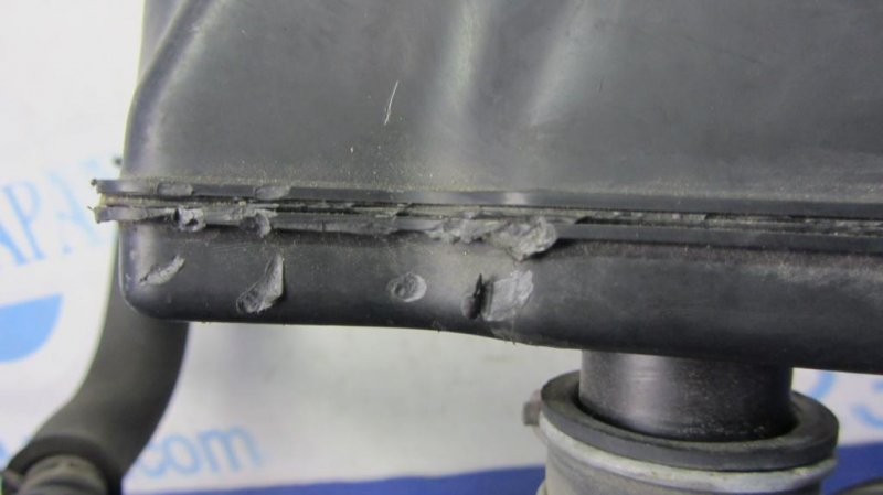 Патрубок воздушного фильтра CAMRY 40 06-11 2AZ Патрубок воздушного фильтра CAMRY 40 06-11 2AZ