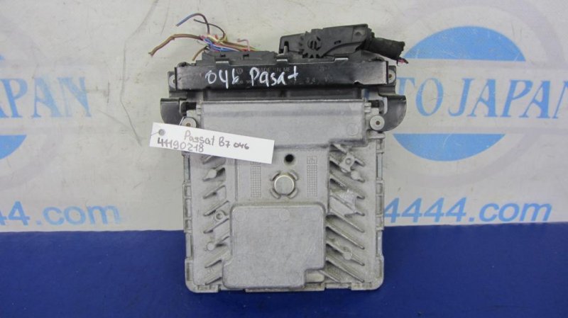 Запчасть блок управления двигателем VOLKSWAGEN PASSAT B7 11-15 2013 A32 1.8 CPRA 06K 906 070 J Б/У Блок управления двигателем VOLKSWAGEN PASSAT B7 11-15 2013 A32 1.8 CPRA 06K 906 070 J Б/У