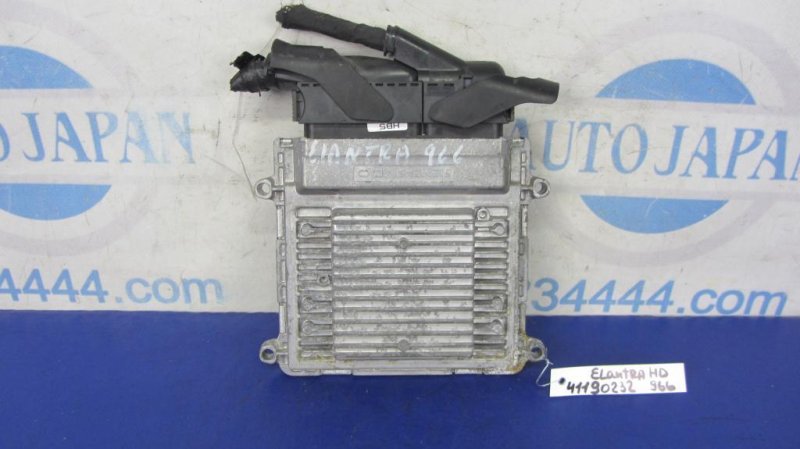 Блок управления двигателем HYUNDAI ELANTRA HD 06-11 2010 Универсал 2.0 G4GC 39150-23161 Б/У