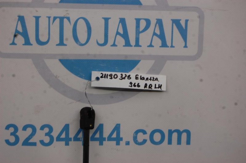 Амортизатор крышки багажника ELANTRA HD 06-11 2010 Универсал 2.0 G4GC Амортизатор крышки багажника ELANTRA HD 06-11 2010 Универсал 2.0 G4GC