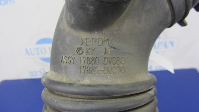 Патрубок воздушного фильтра TOYOTA CAMRY 50 12-15 2ar Патрубок воздушного фильтра TOYOTA CAMRY 50 12-15 2ar