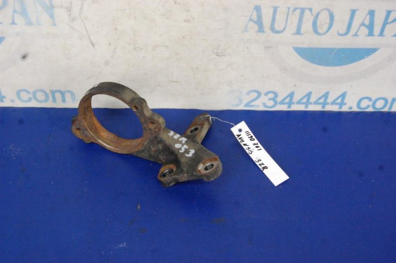 Запчасть кронштейн промежуточного вала TOYOTA AVENSIS 08-18 43457-20130 Б/У Кронштейн промежуточного вала TOYOTA AVENSIS 08-18 43457-20130 Б/У