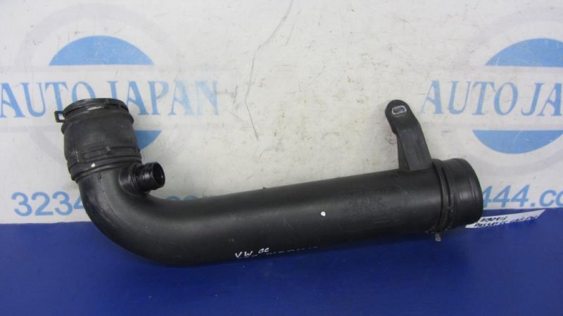 Патрубок воздушного фильтра VOLKSWAGEN PASSAT CC 08-12 2012 358 2.0 CBFA 1K0 129 654 AR Б/У