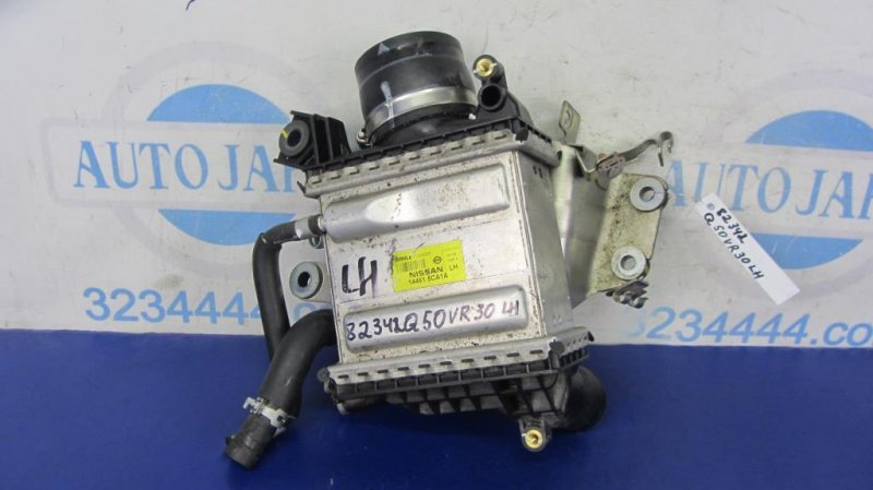 Запчасть радиатор интеркулера левый INFINITI Q50 15-20 VR30 14461-5CA1A Б/У Радиатор интеркулера левый INFINITI Q50 15-20 VR30 14461-5CA1A Б/У