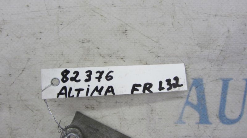 Моторчик стеклоочистителя передний NISSAN ALTIMA L32 07-12 Моторчик стеклоочистителя передний NISSAN ALTIMA L32 07-12