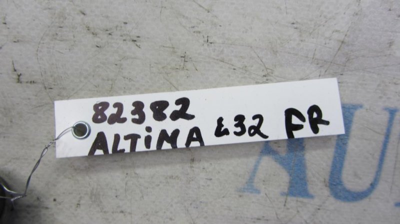 Моторчик стеклоочистителя передний ALTIMA L32 07-12