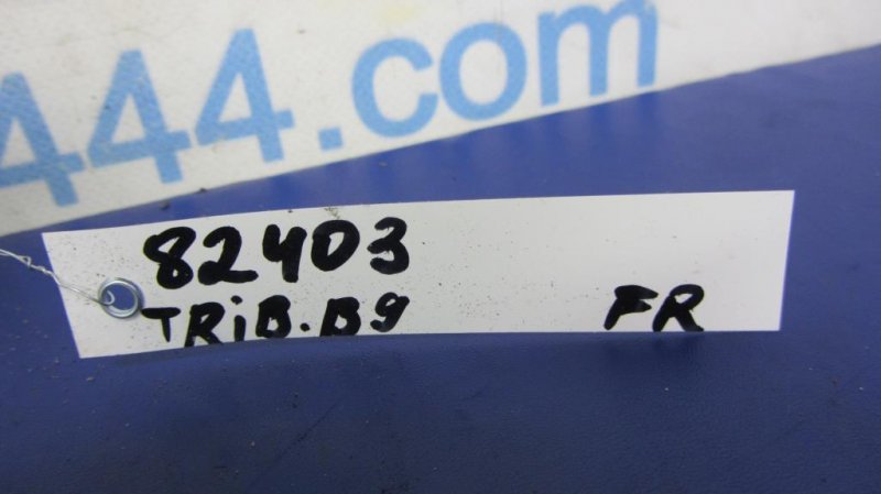 Моторчик стеклоочистителя передний TRIBECA B9 05-07