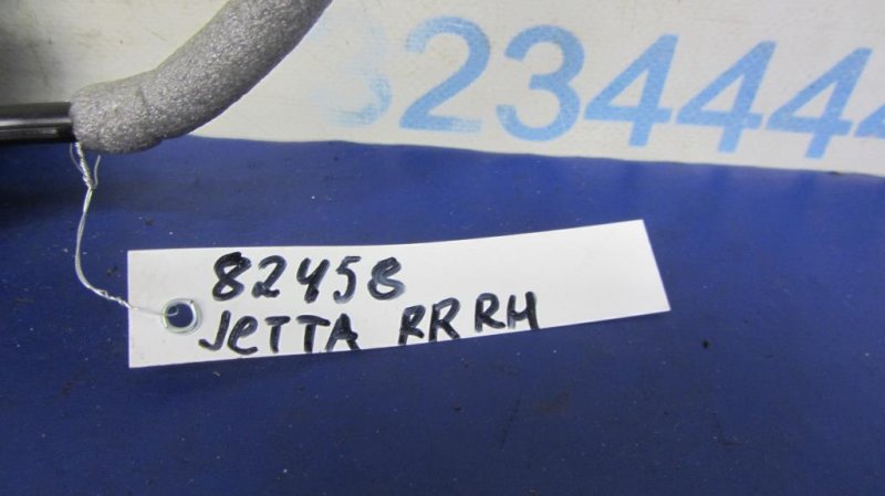 Замок двери задний правый JETTA USA 10-17