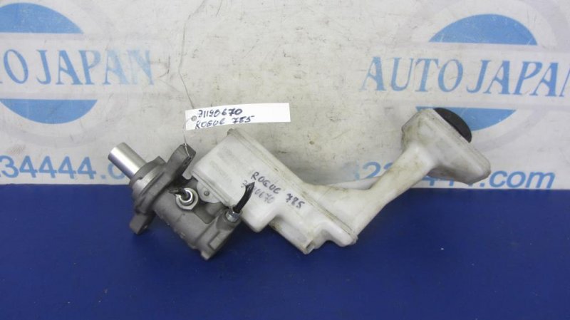 Главный тормозной цилиндр NISSAN X-TRAIL/ROGUE T32 13-20 2017 T32 2.5 QR25DE 46010-4BA2C Б/У