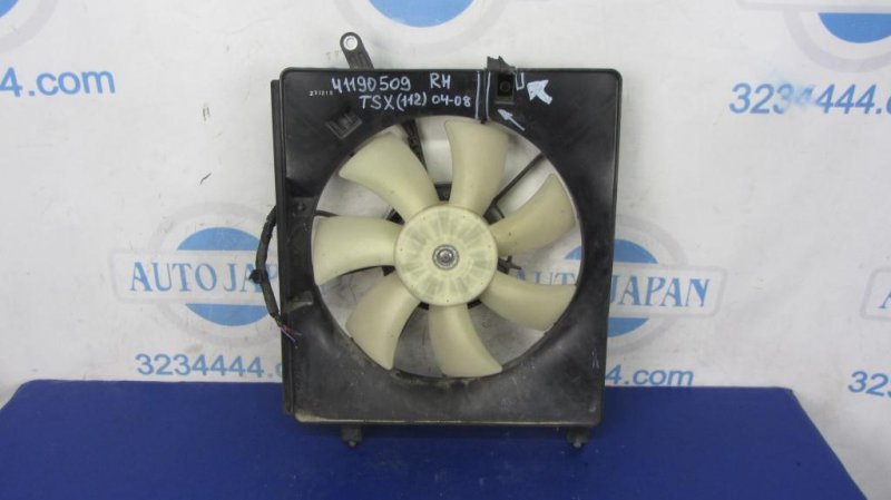 Диффузор вентилятора основного радиатора правый HONDA ACCORD CL7 / TSX 03-08 38615-RBB-003 Б/У