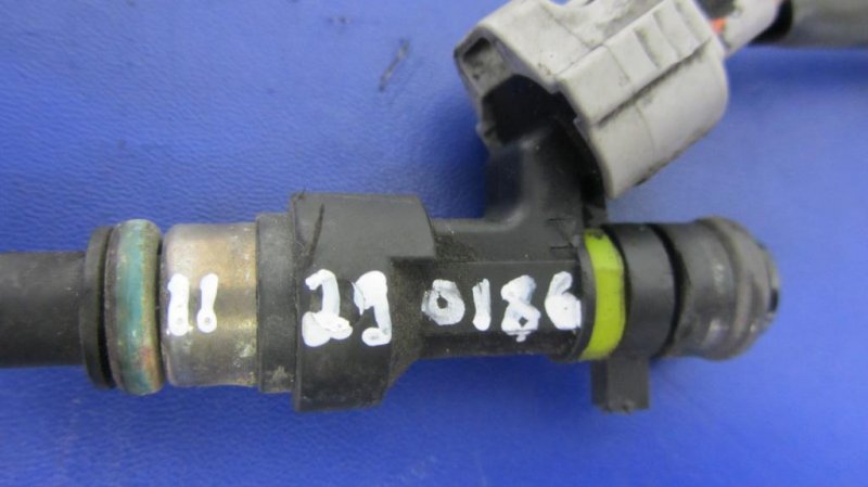 Форсунка топливная QASHQAI 07-14