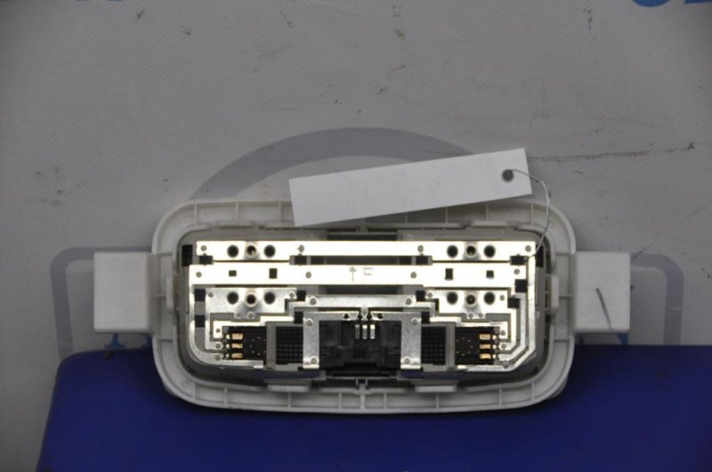 Плафон салона CX-5 (KE) 11-17 2016 Внедорожник 2.5 Плафон салона CX-5 (KE) 11-17 2016 Внедорожник 2.5