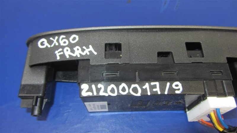 Кнопка стеклоподъемника передняя правая QX60/JX35 12-20 2015 Внедорожник 3.5