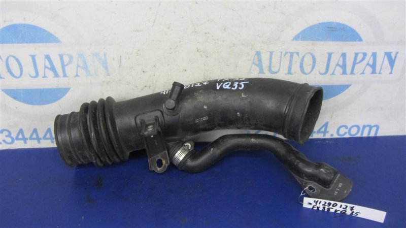 Патрубок воздушного фильтра INFINITI FX S50 03-08 vq35 Б/У