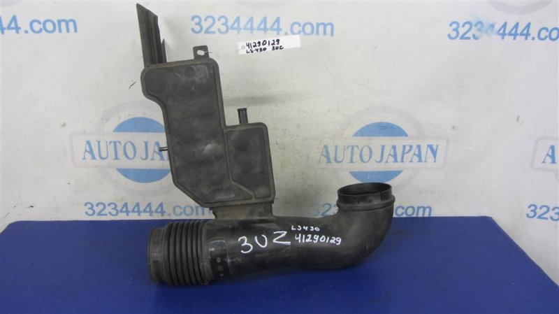 Патрубок воздушного фильтра LEXUS LS430 00-06 3UZ 17875-50240 Б/У