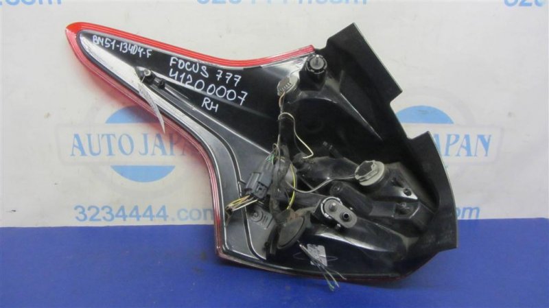 Фонарь наружный задний правый FOCUS 10-18 2014 Хетчбек 2.0