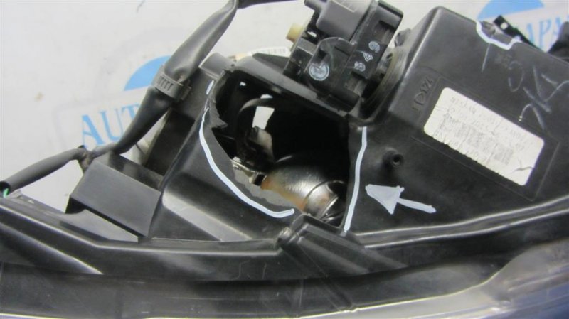 Фара передняя правая INFINITI QX60/JX35 12-20