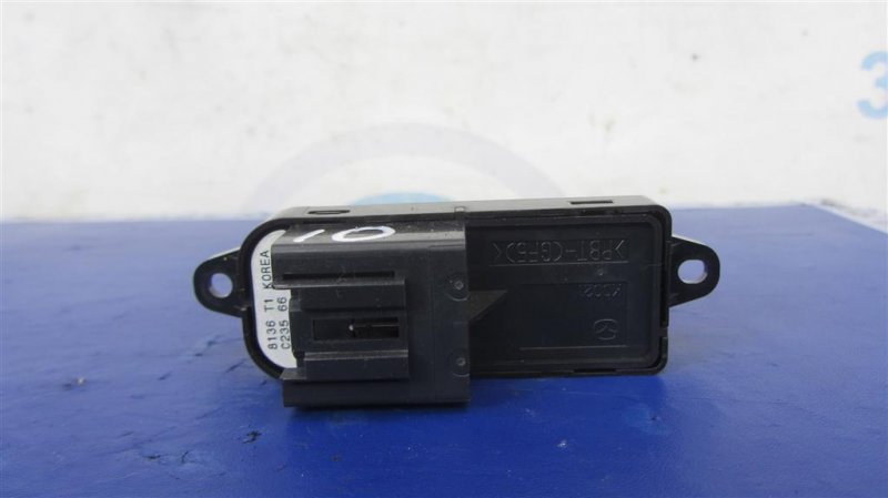 Кнопка стеклоподъемника передняя правая MAZDA 6 GH 07-12 Седан 2.5 Кнопка стеклоподъемника передняя правая MAZDA 6 GH 07-12 Седан 2.5