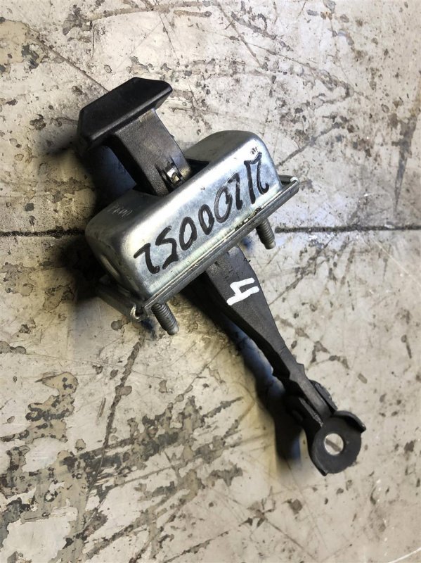 Ограничитель двери задний левый FOCUS 10-18 2017 Седан 2.0